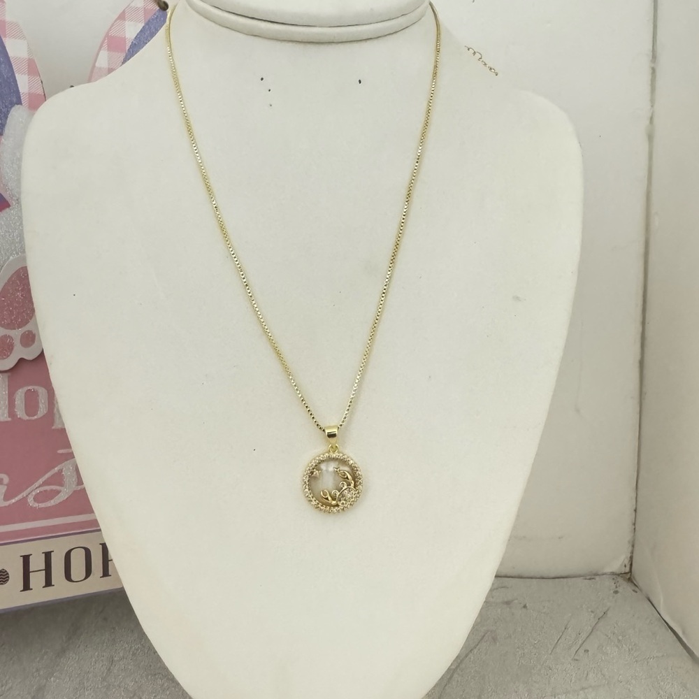 DENKAYS STATEMENT NECKLACE